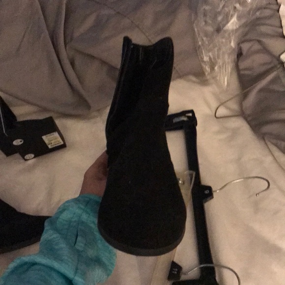 Black ankle boots - Picture 3 of 3